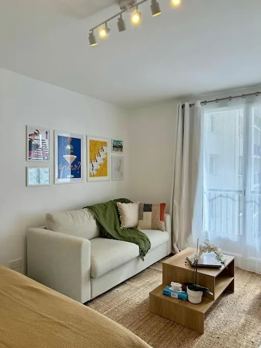 Daire Newly Refurbished Modern Paris